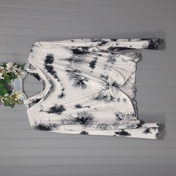 Shein Curve Tye Dye Cold Shoulder Top - Picture 1 of 8